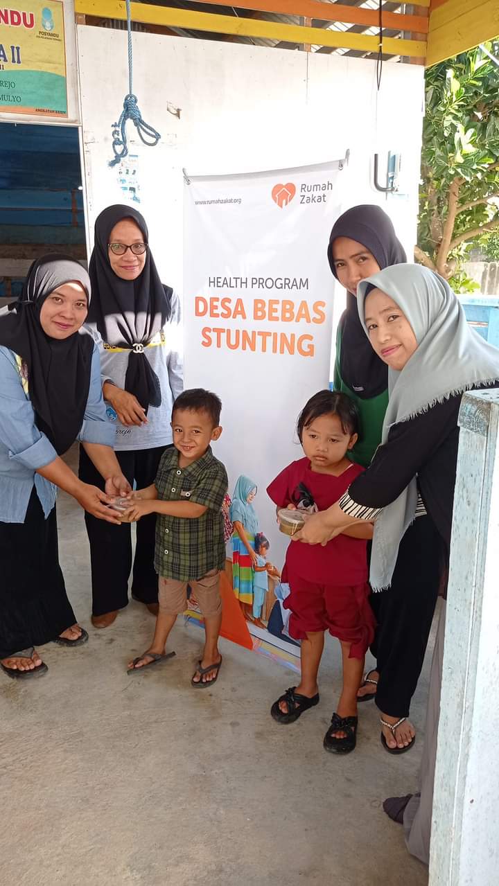 POSYANDU GELAR PEMERIKSAAN KESEHATAN DAN PENYULUHAN GIZI