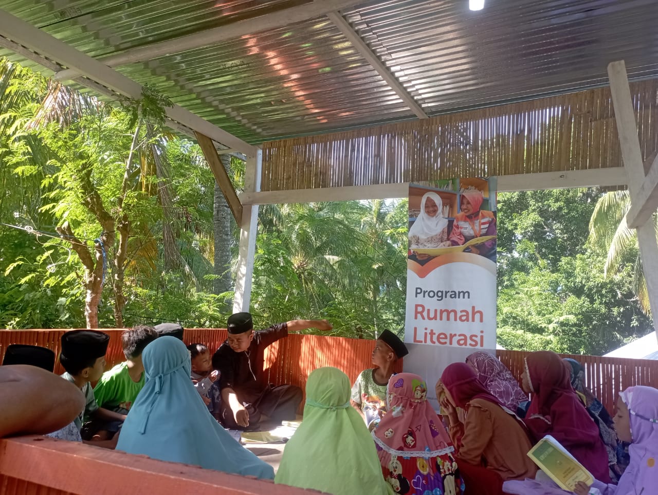 PEMBINAAN DAN MEMBANGUN GENERASI ISLAM SEJAK DINI
